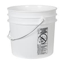 3 1/2 Gallon White Pail & Lid
